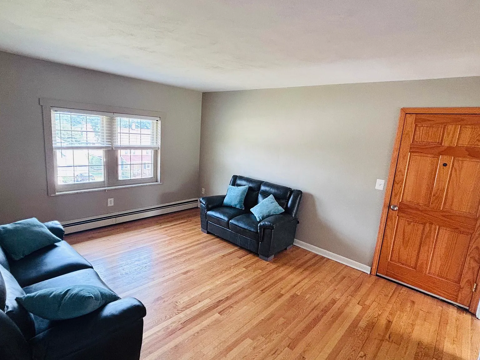 32 Riale Ave — Unit 3A